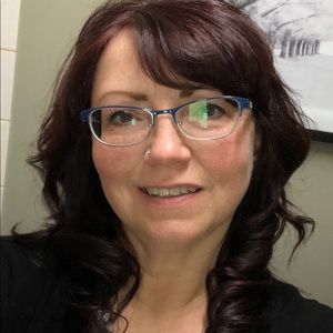 Meet your Posher, Candice